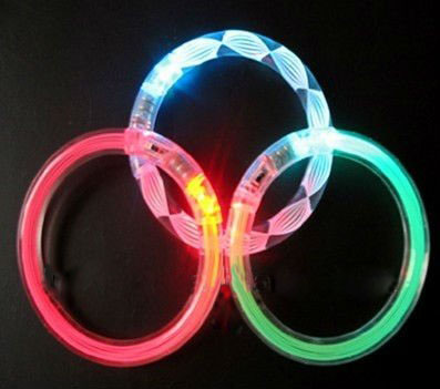 Flashing Acrylic Light Bracelete