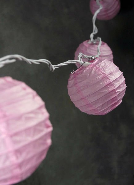 Pink Paper Lanterns String Light